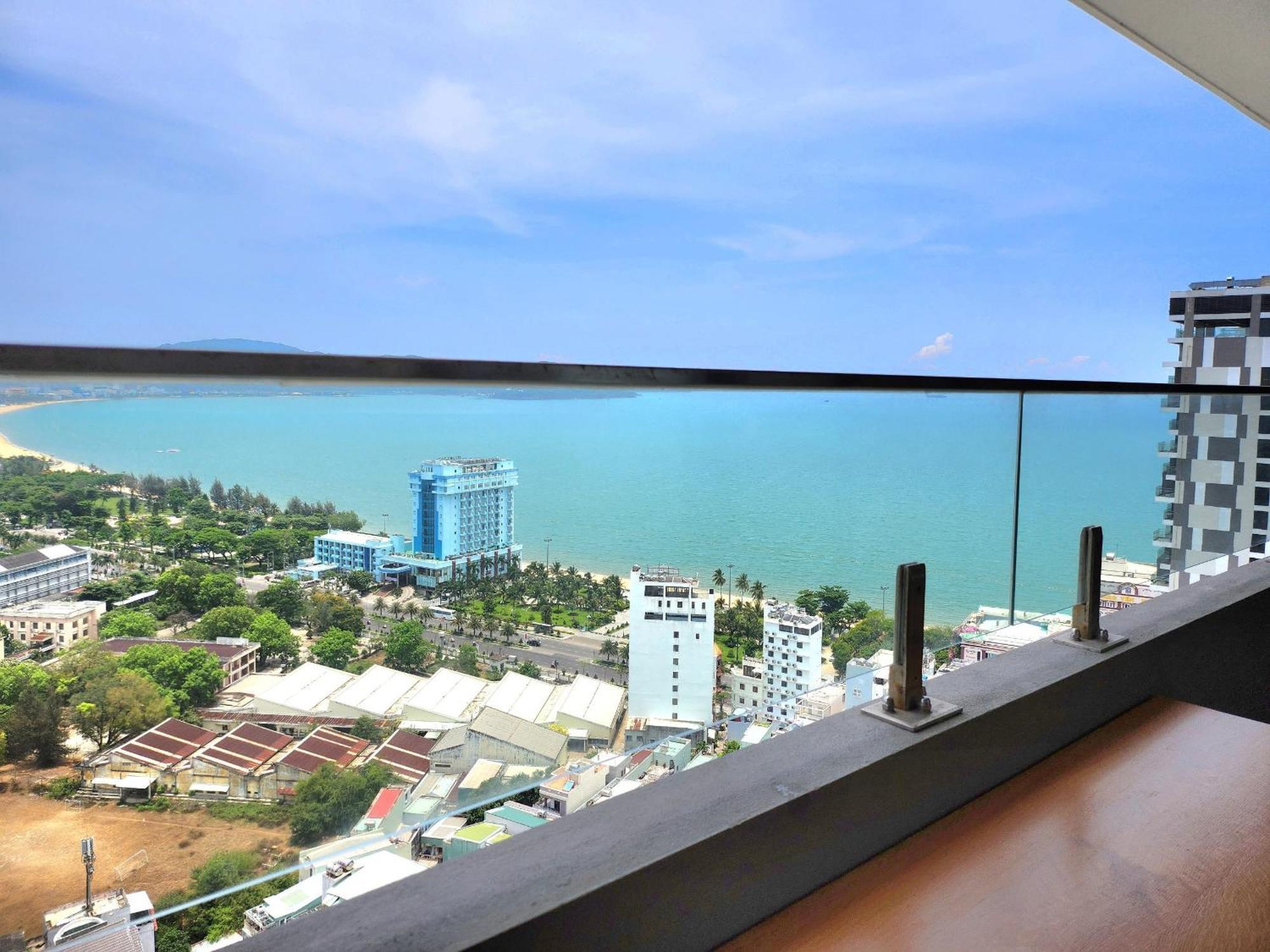 Flc Sea Tower Quy Nhon Seaview Condotel Стая снимка